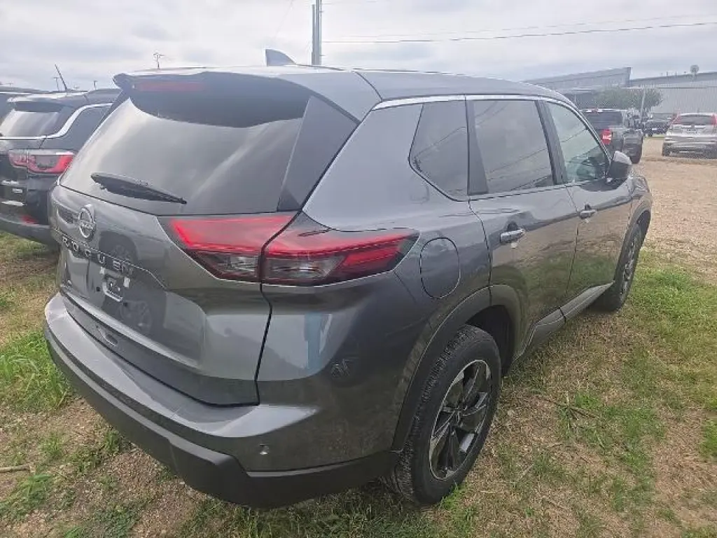 Nissan Rogue 2025 SV 4dr Crossover