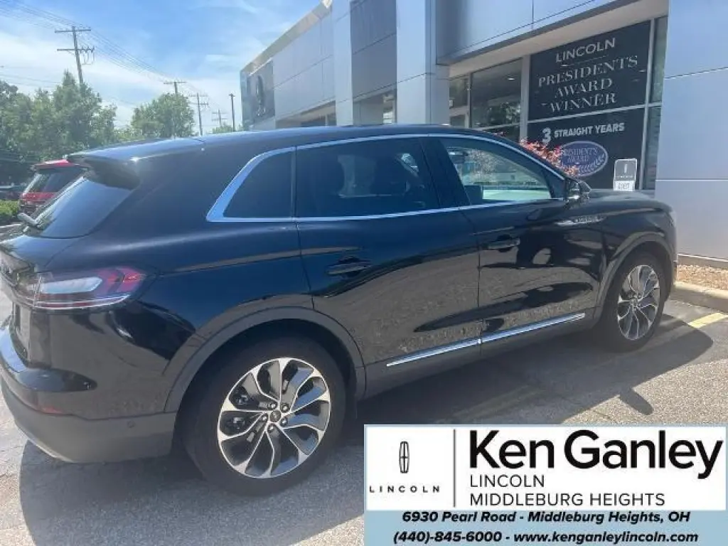 Lincoln Nautilus 2022 Reserve 4dr SUV