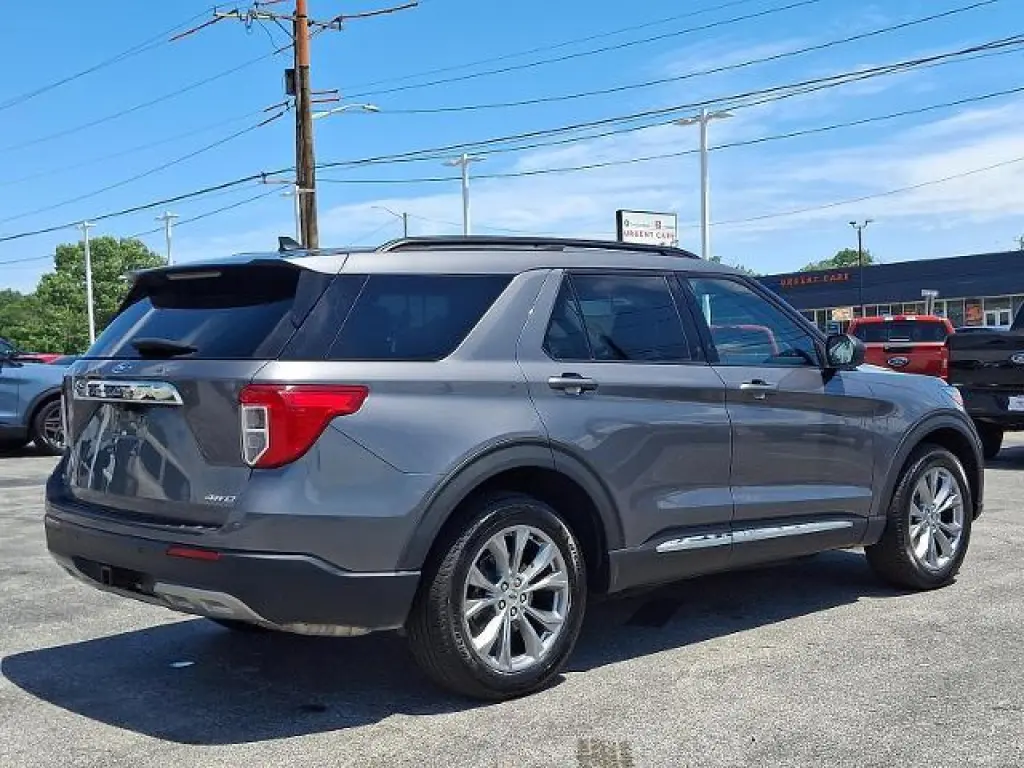 Ford Explorer 2023 AWD XLT 4dr SUV