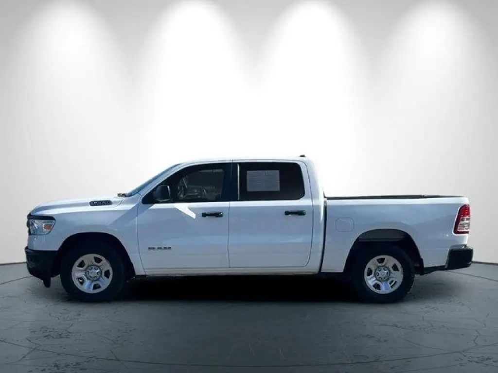 Ram 1500 2021 4x2 Tradesman 4dr Crew Cab 5.6 ft. SB Pickup