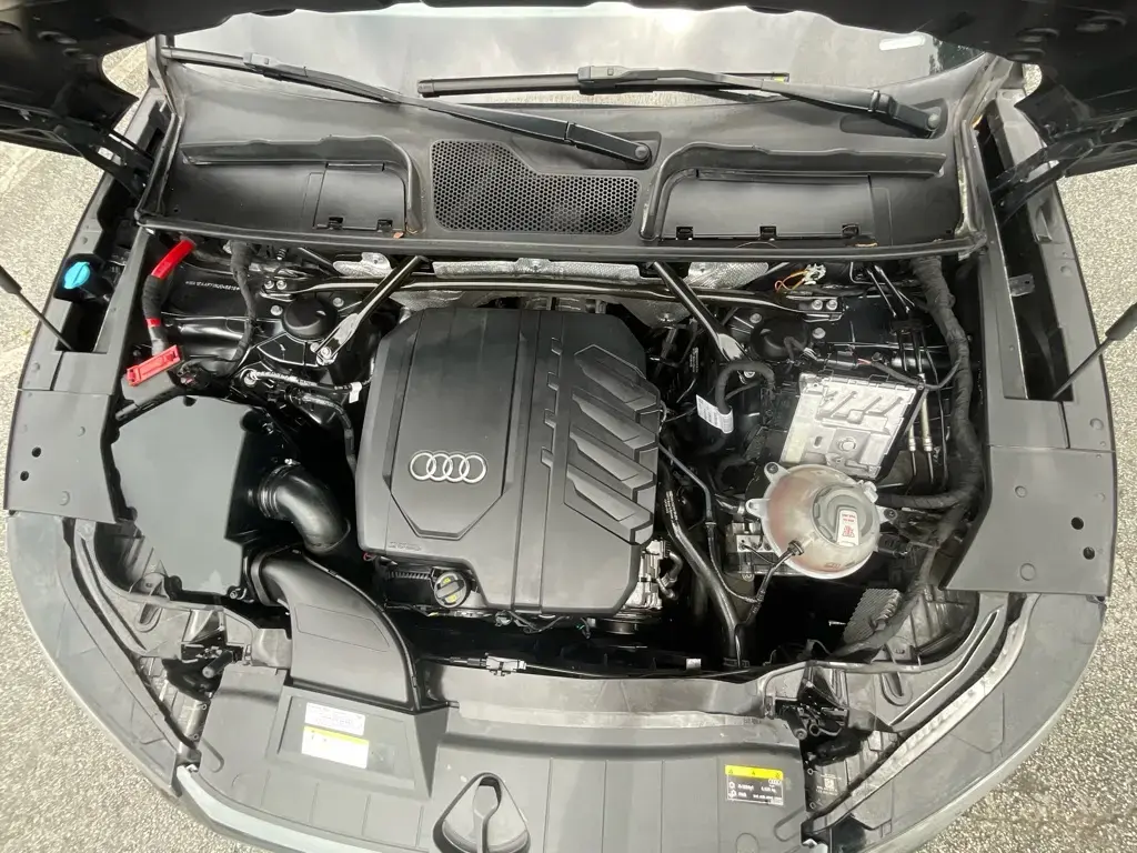 Audi Q5 2022 AWD quattro S line Premium Plus 45 TFSI 4dr SUV