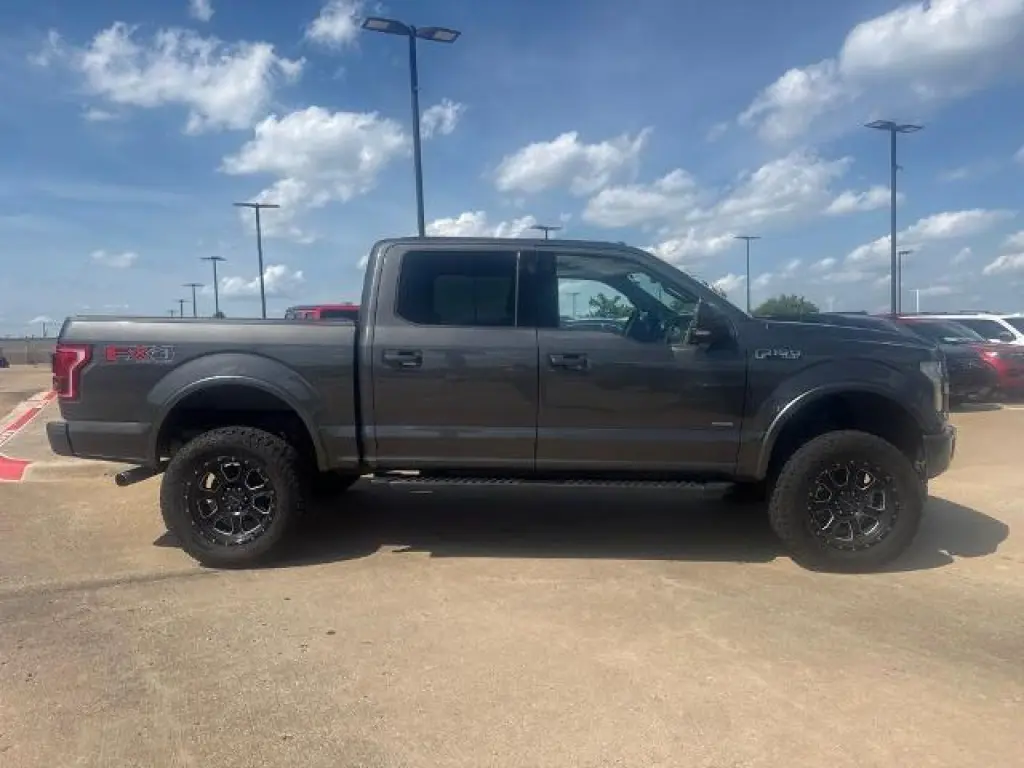 Ford F-150 2017 4x4 King Ranch 4dr SuperCrew 5.5 ft. SB
