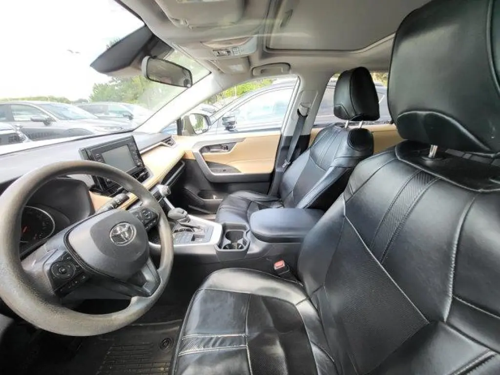 Toyota RAV4 2019 AWD XLE 4dr SUV