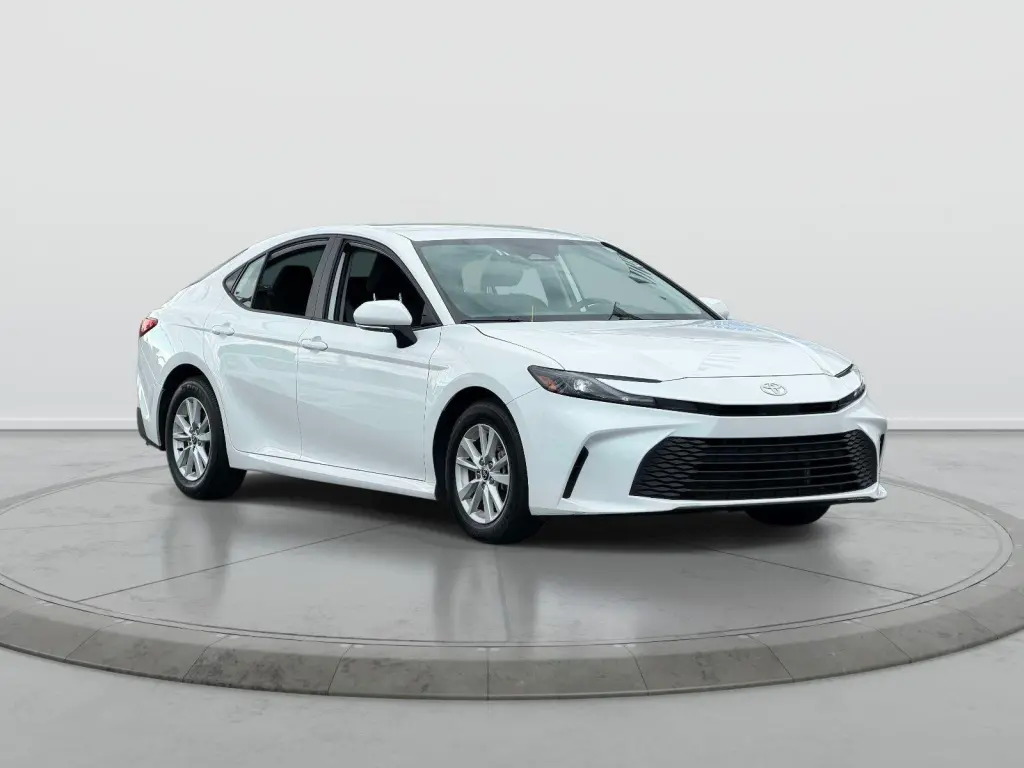 Toyota Camry 2025 LE 4dr Sedan