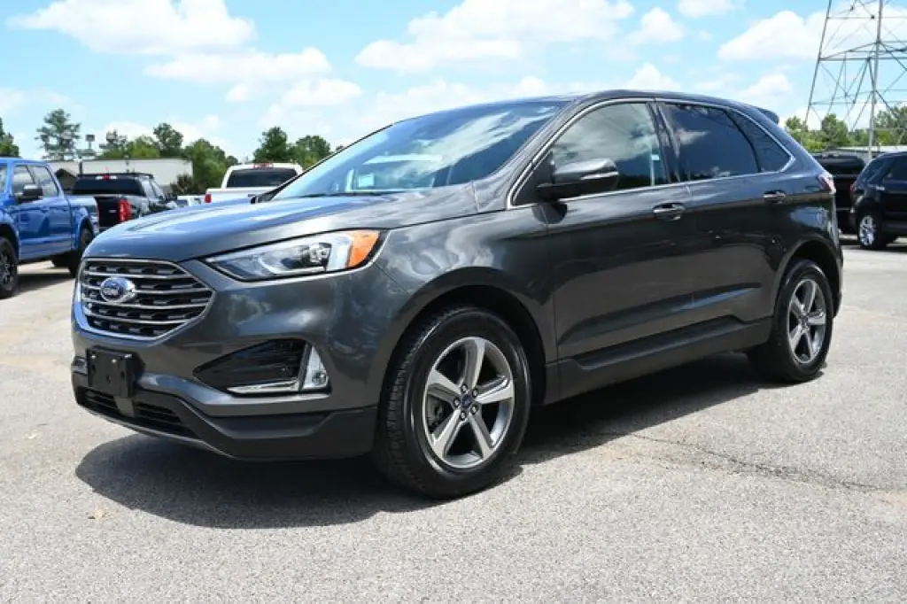 2020 Ford Edge