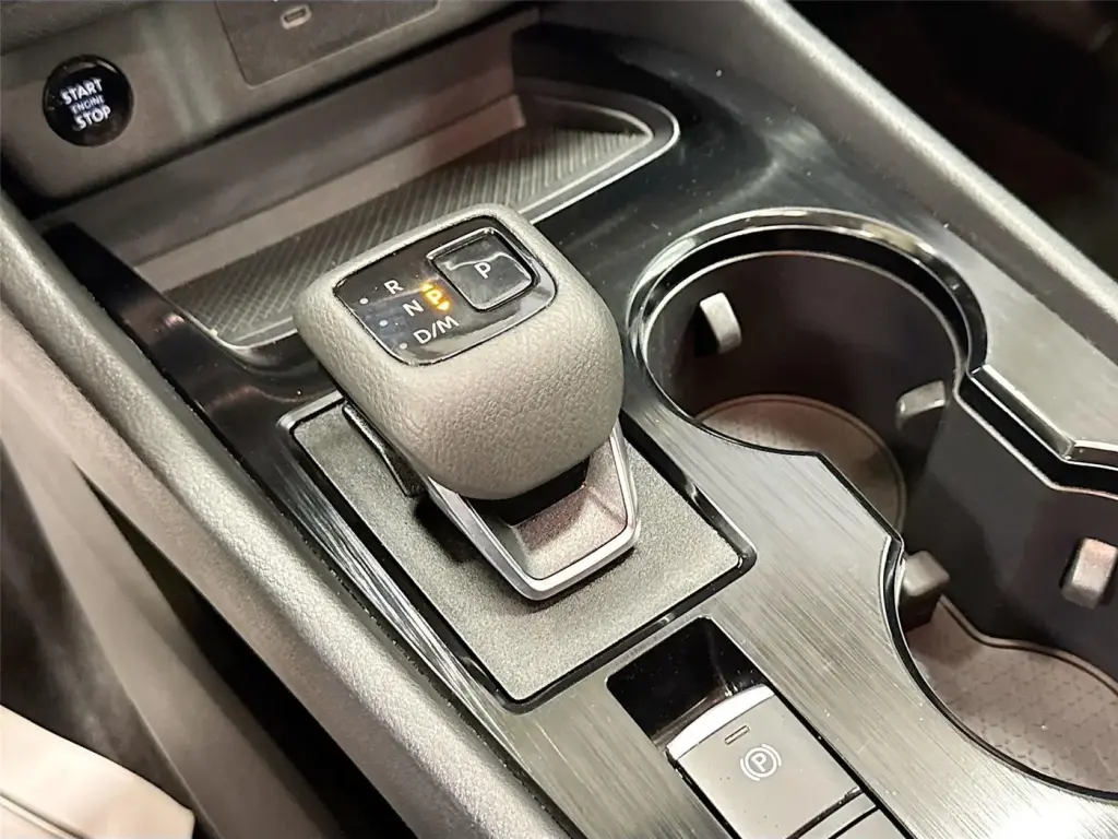 Nissan Rogue 2024 AWD S 4dr Crossover