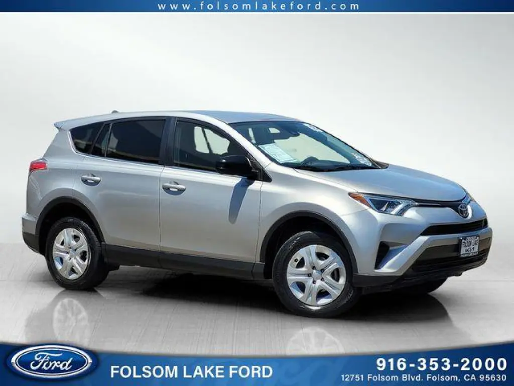 Toyota RAV4 2018 LE 4dr SUV