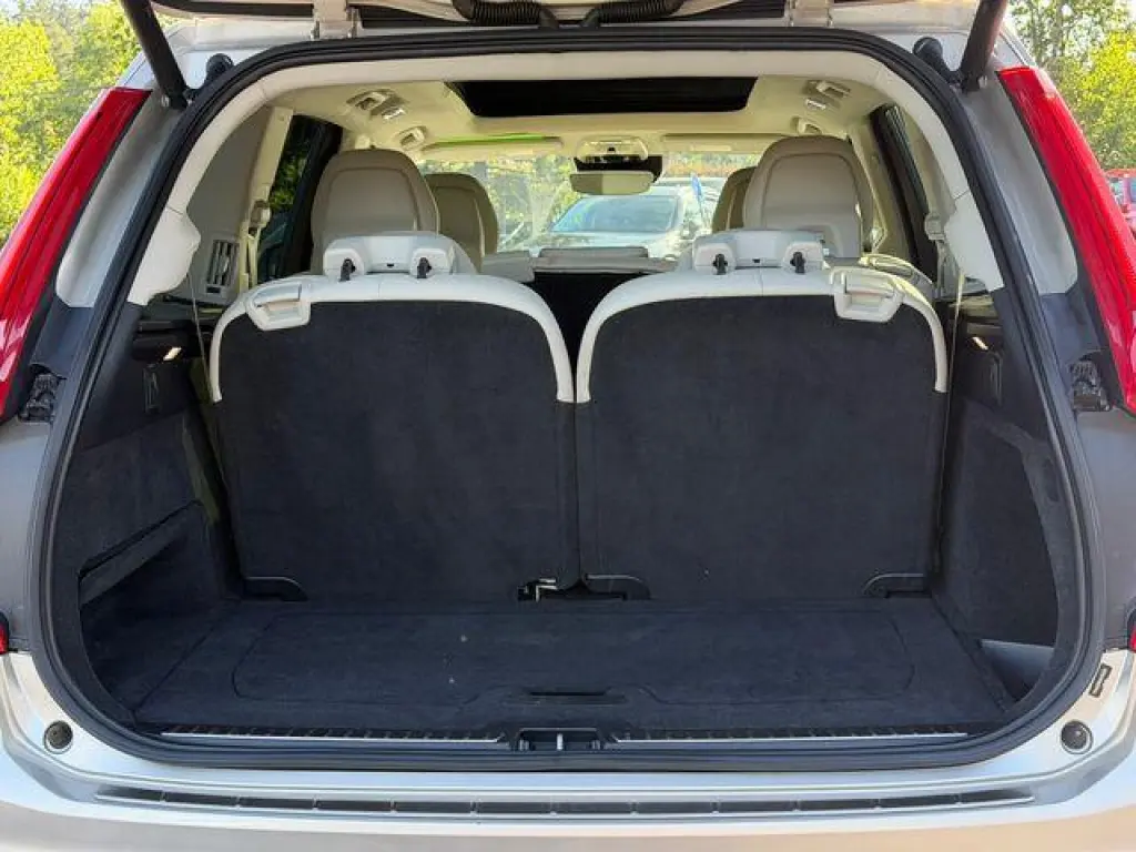 Volvo XC90 2017 AWD T6 Momentum 4dr SUV