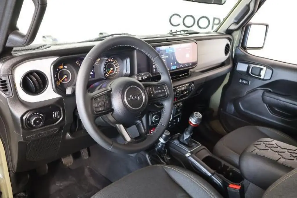 Jeep Wrangler 2025 4x4 Sport 2dr SUV