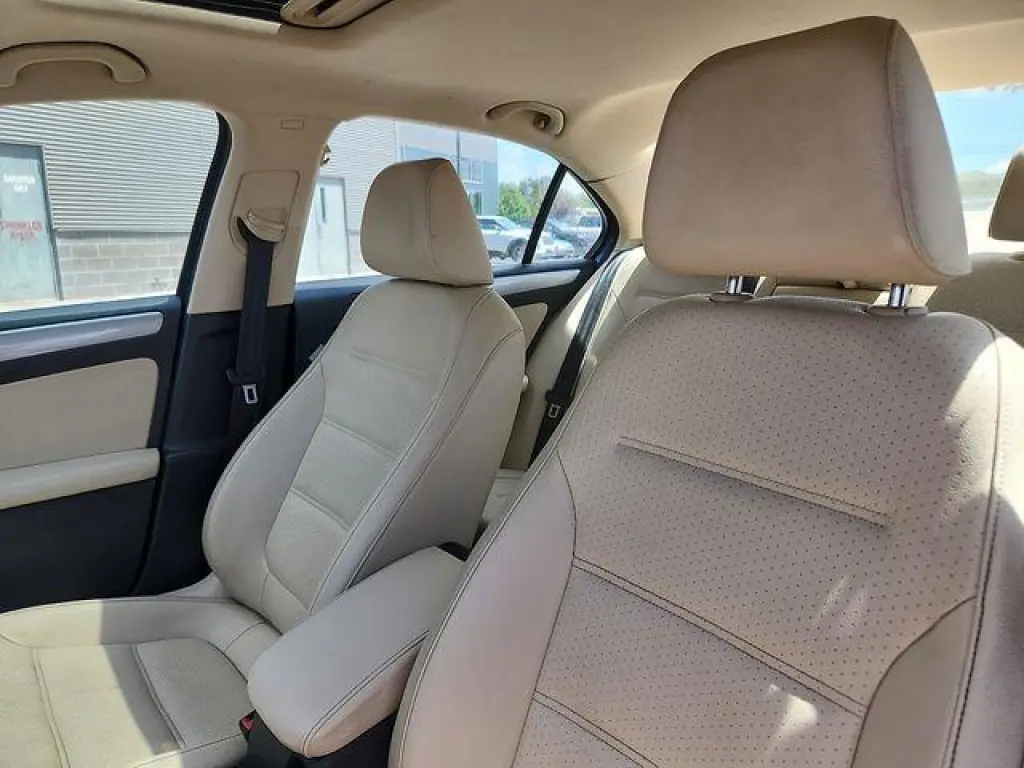 Volkswagen Jetta 2017 1.4T SE 4dr Sedan 6A
