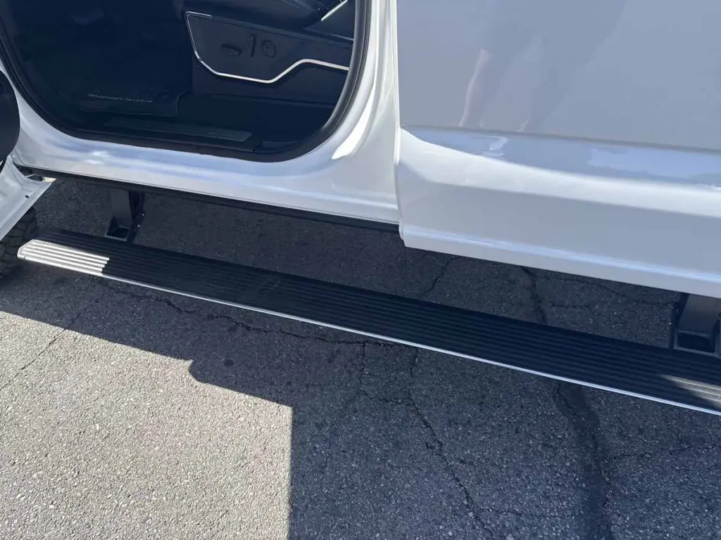 2025 Ford Super Duty F-350 SRW Platinum