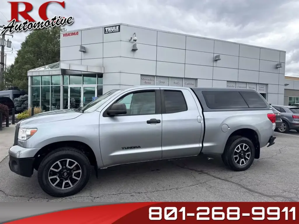 2013 Toyota Tundra 4WD Truck