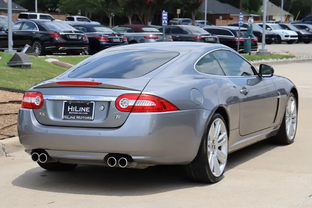 2010 Jaguar XKR