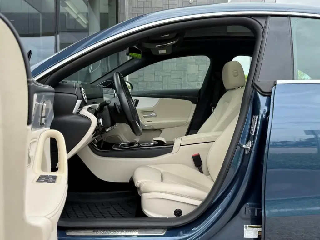 2021 Mercedes-Benz CLA 250