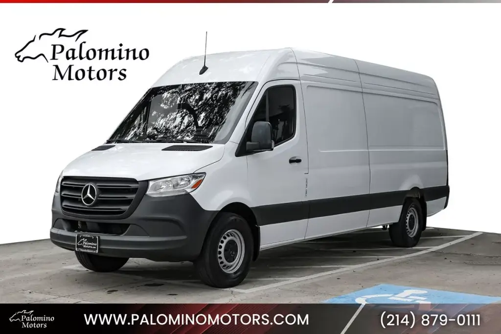 2025 Mercedes-Benz Sprinter Cargo Van