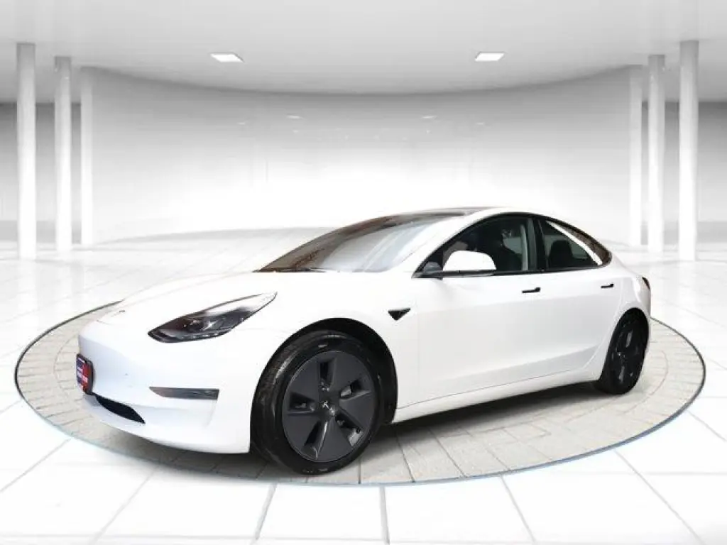 Tesla Model 3 2023 4dr Sedan