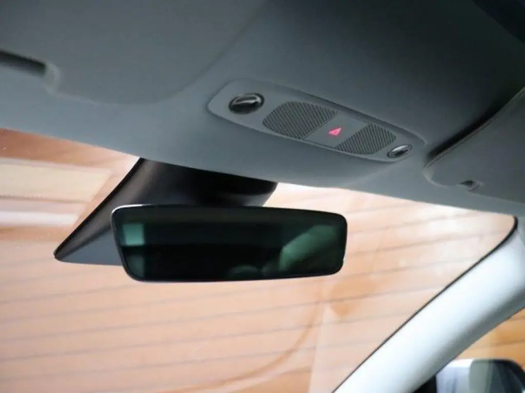 Tesla Model 3 2023 4dr Sedan
