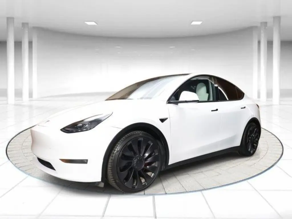 Tesla Model Y 2023 AWD Performance 4dr Crossover