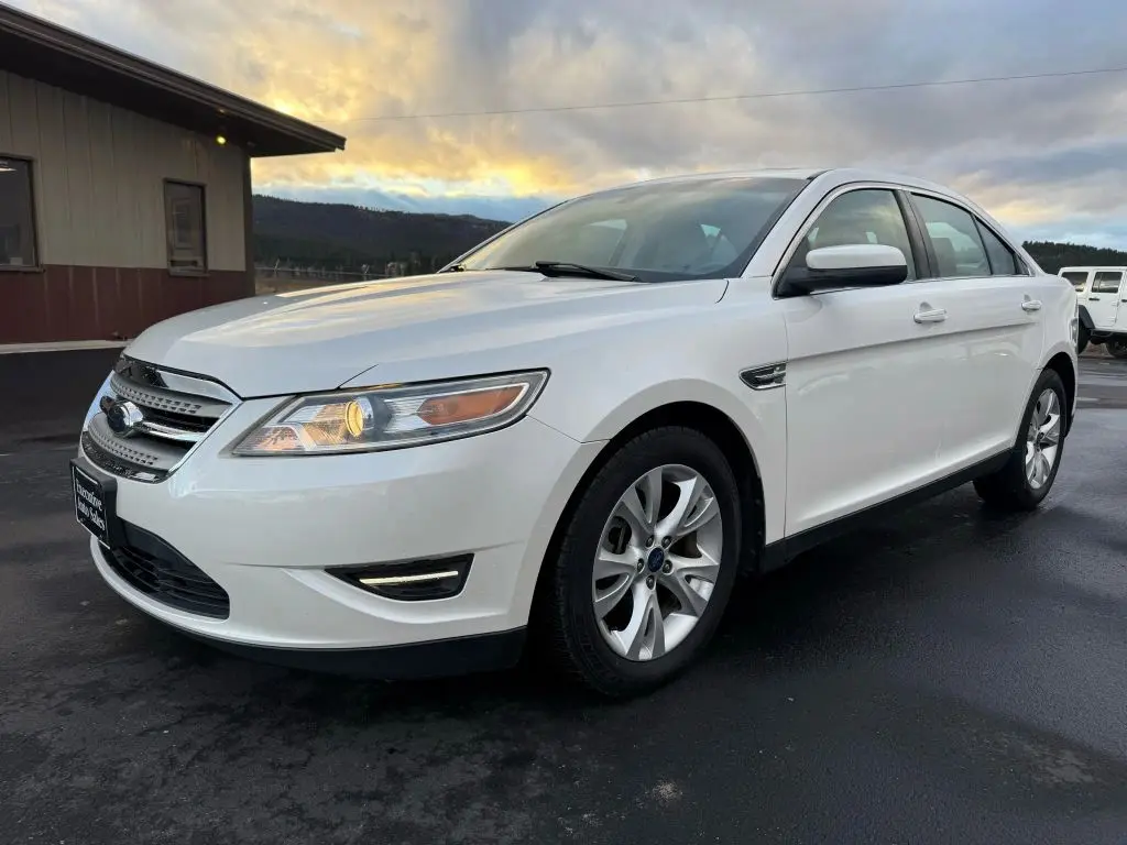 2010 FORD TAURUS