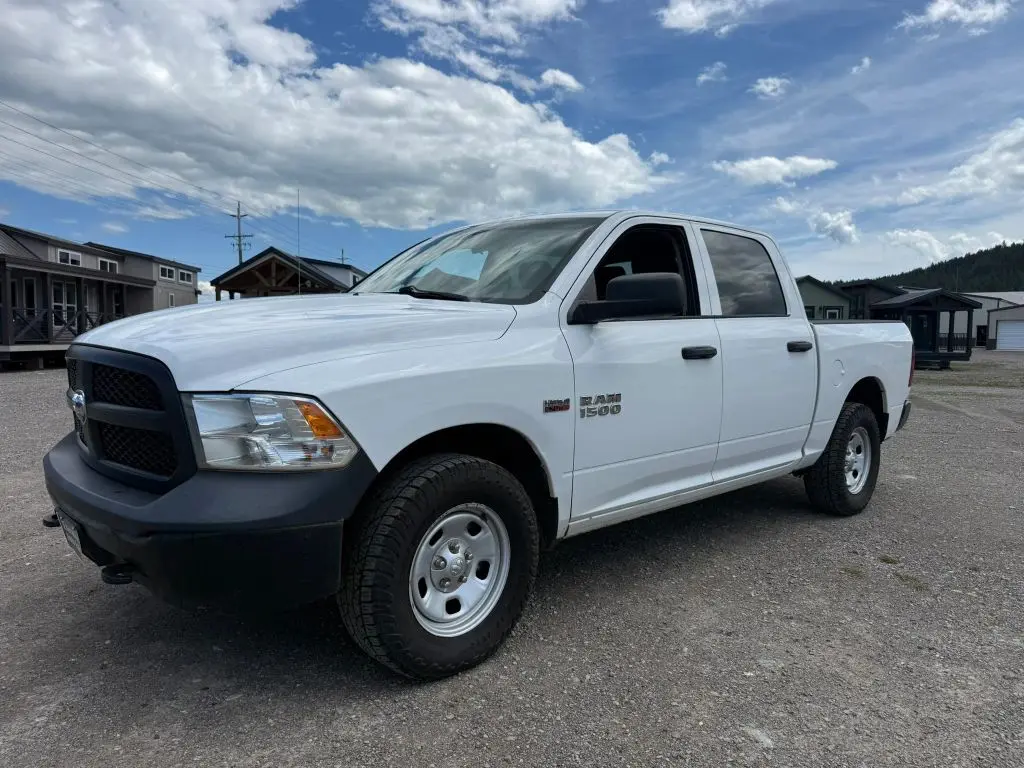 2015 RAM 1500 CREW CAB
