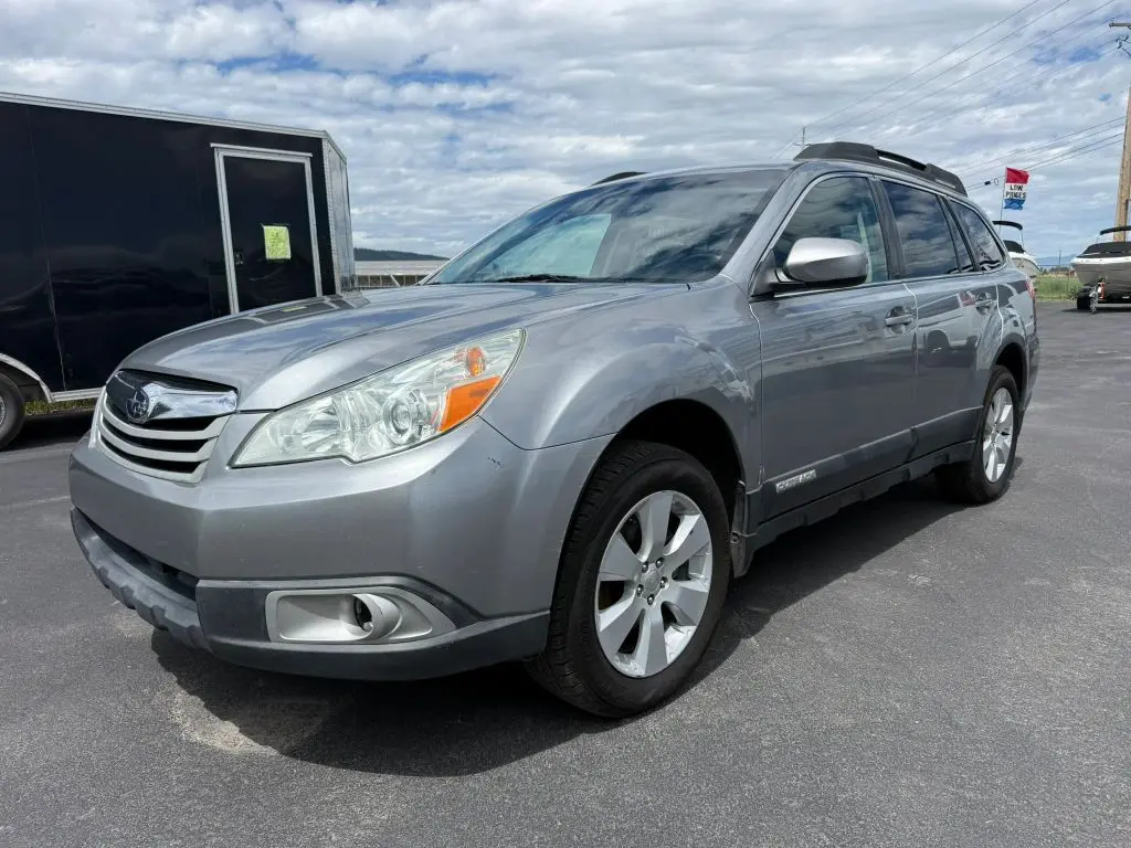 2011 SUBARU OUTBACK