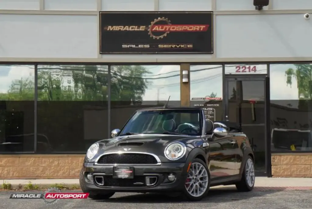 2011 MINI CONVERTIBLE