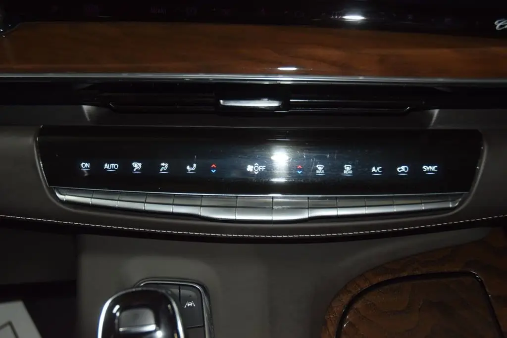 2024 CADILLAC Escalade ESV
