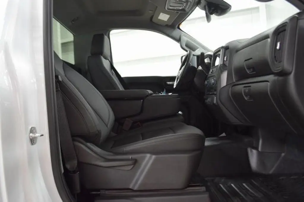 2025 Chevrolet Silverado 3500 HD Chassis Cab