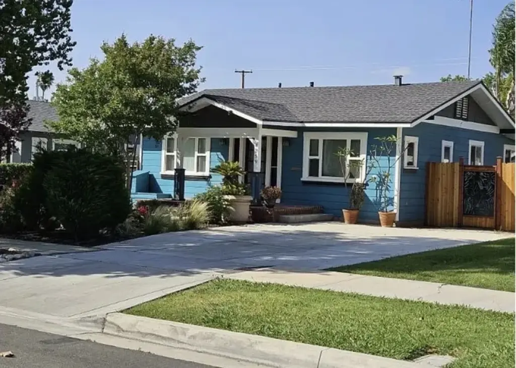 2br-1bath Family home