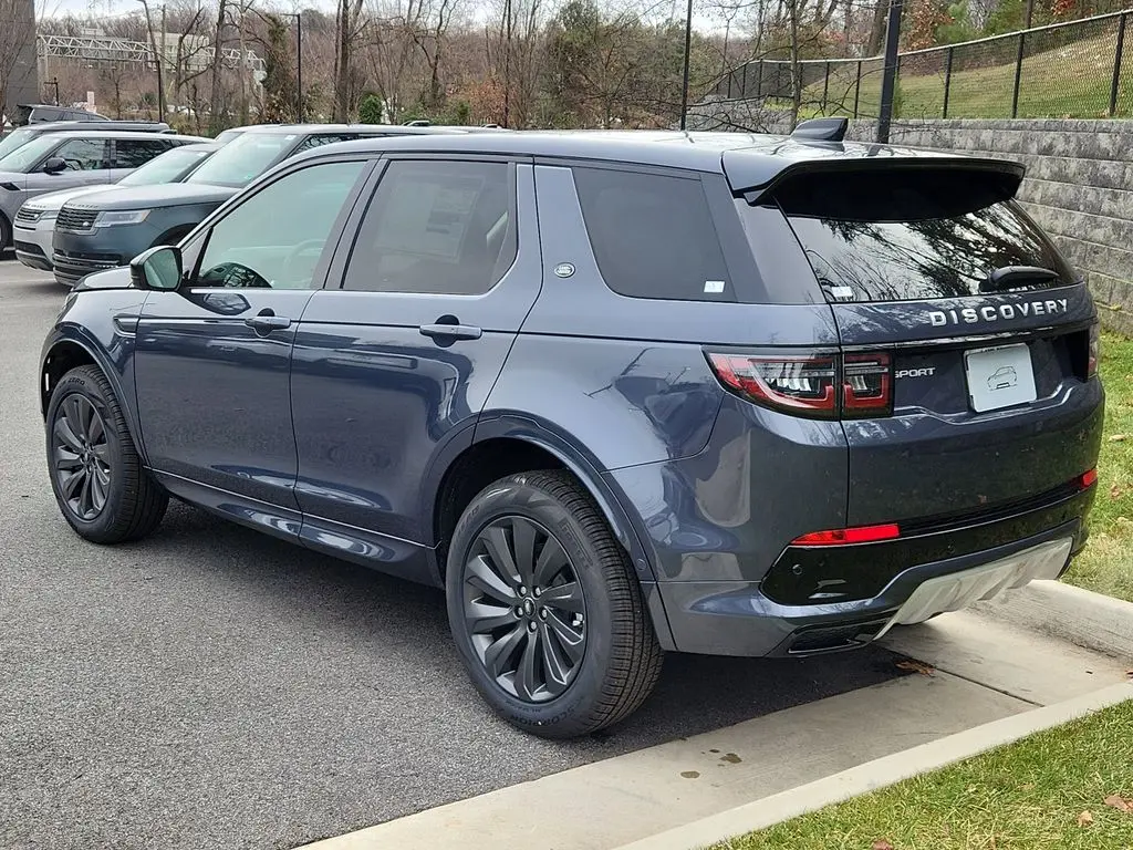 2025 Land Rover Discovery Sport