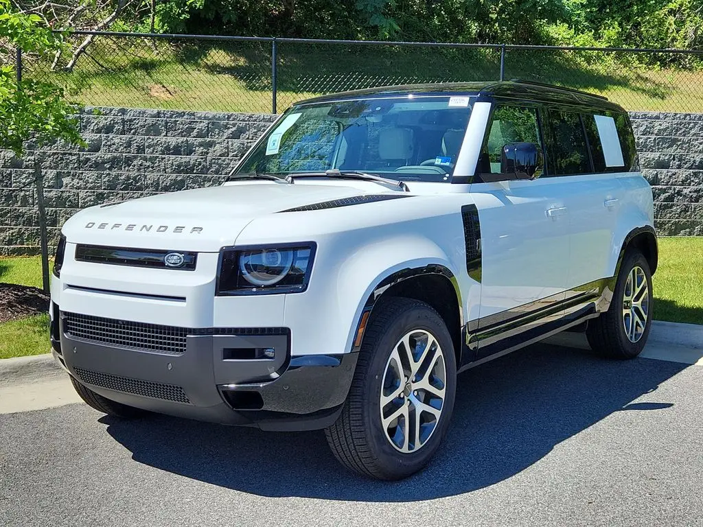 2026 Land Rover Defender 110