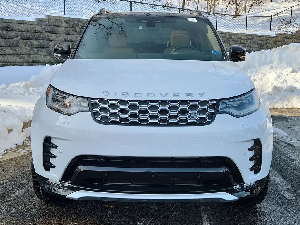 2026 Land Rover Discovery
