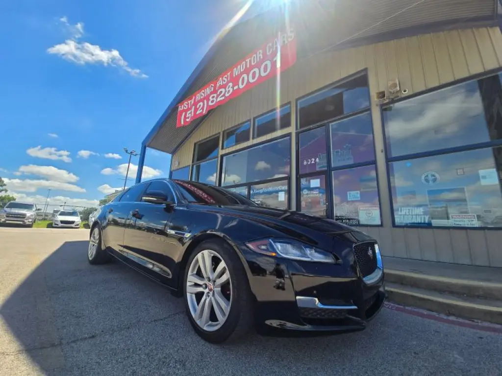 2016 Jaguar XJ