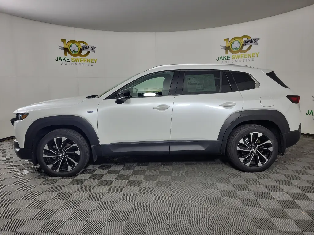 2025 Mazda CX-50 Hybrid