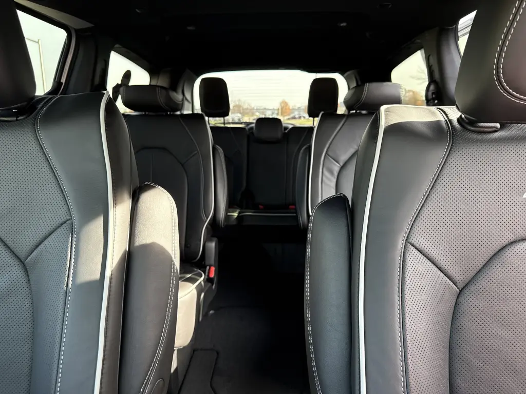 2026 Chrysler Pacifica