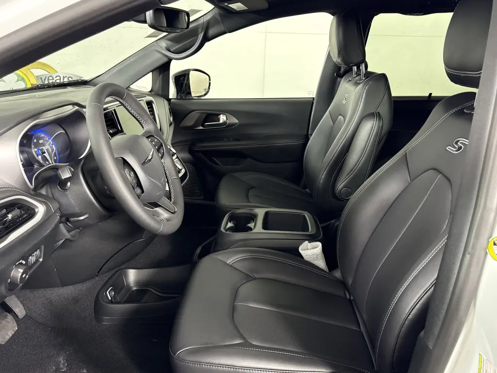 2026 Chrysler Pacifica