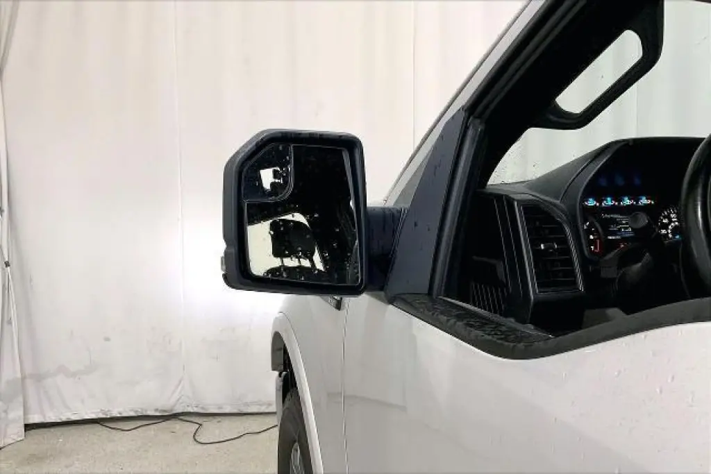 Ford F-150 2017 4x4 XLT 4dr SuperCrew 5.5 ft. SB