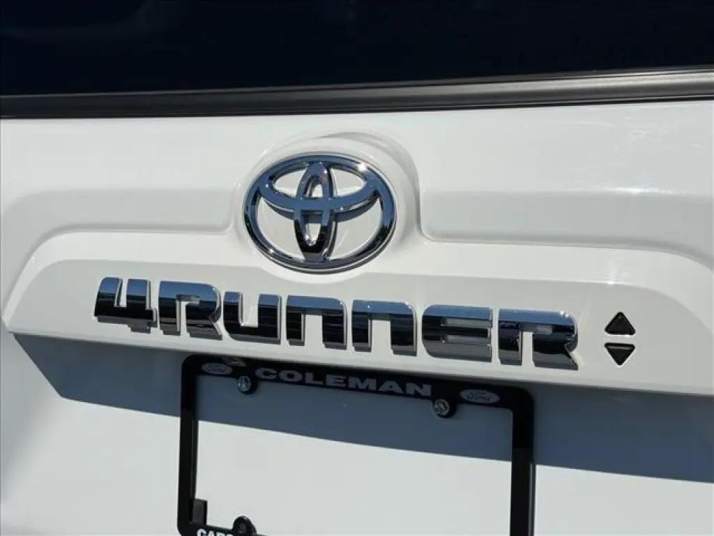 Toyota 4Runner 2024 4x4 SR5 Premium 4dr SUV