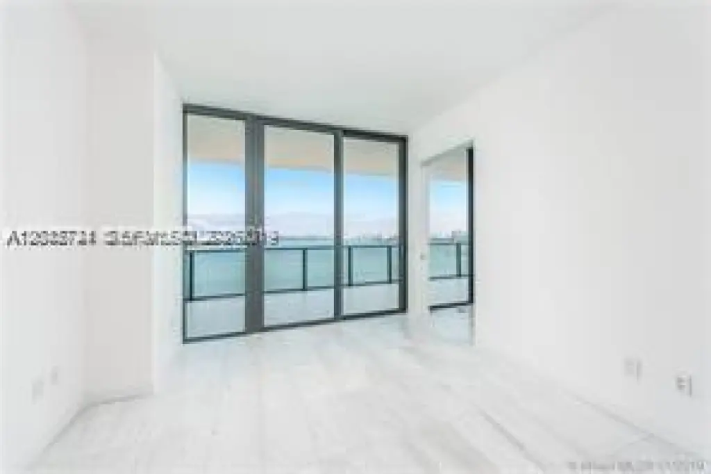 Propiedad en alquiler con 2 habitaciones y 2 baños en MIAMI
