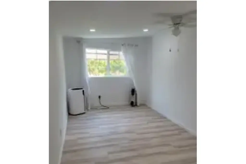 CUARTO EN NORTH HOLLYWOOD