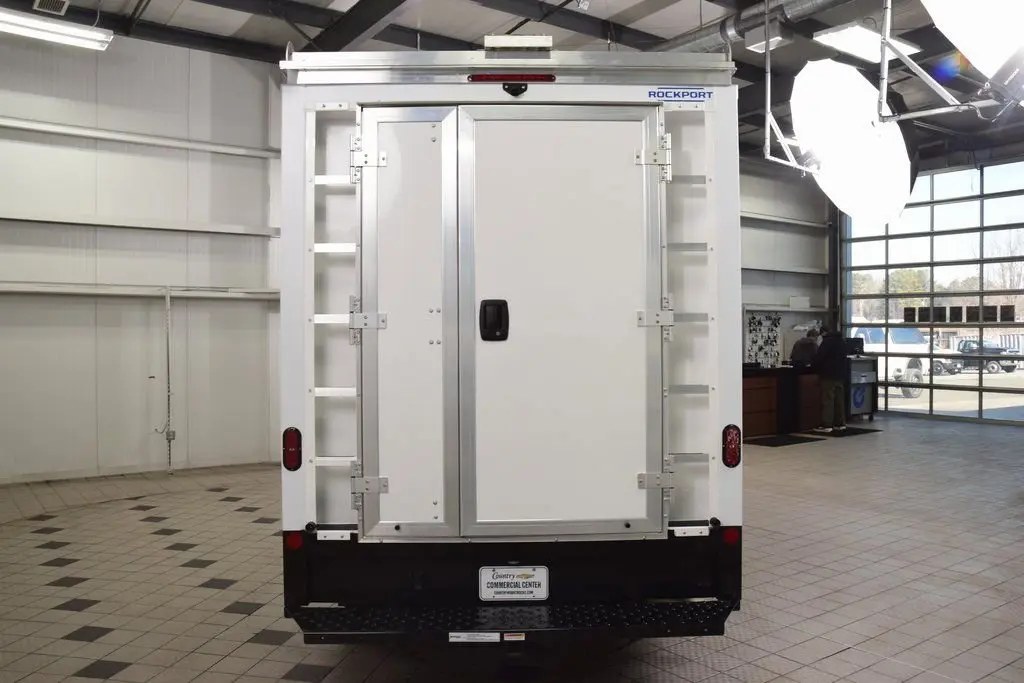 2026 Chevrolet Express Cutaway 3500