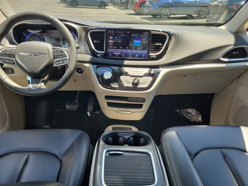 2024 Chrysler Pacifica