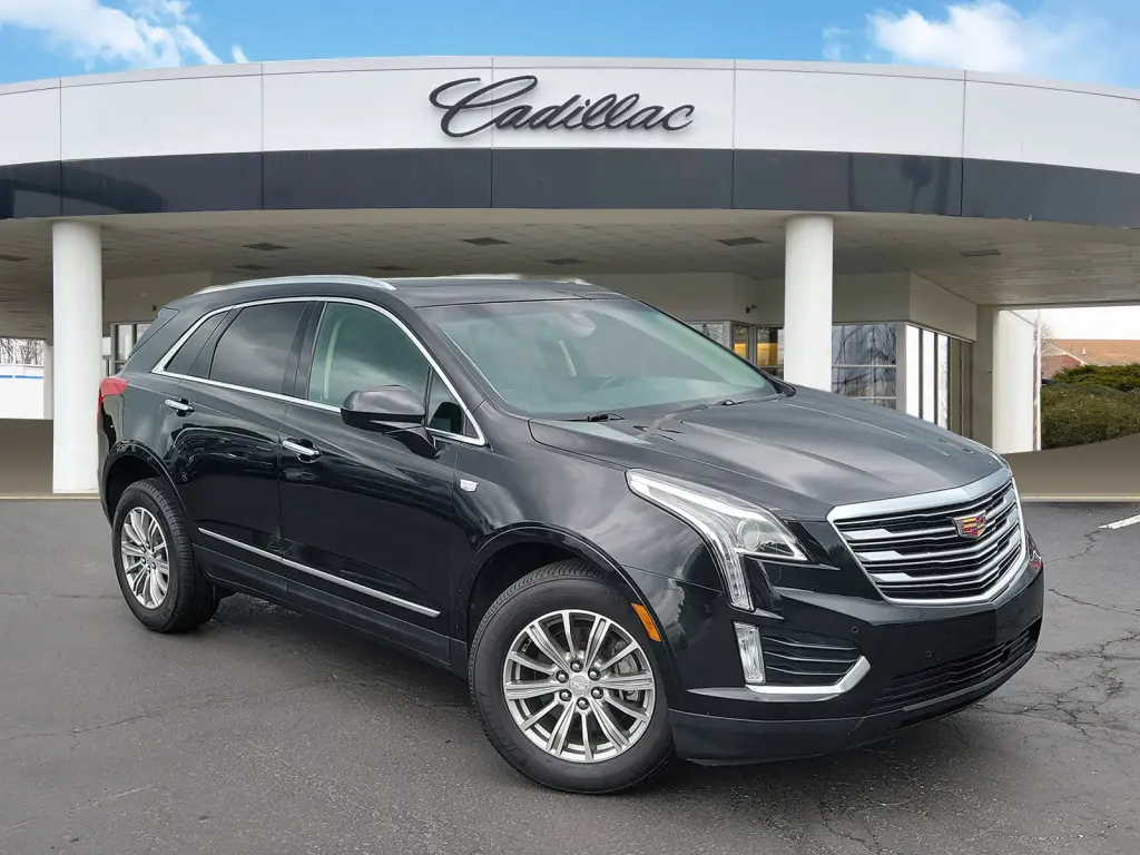 2017 CADILLAC XT5