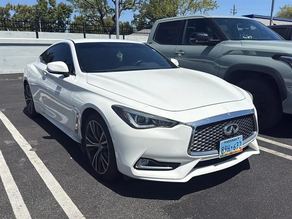 2018 INFINITI Q60