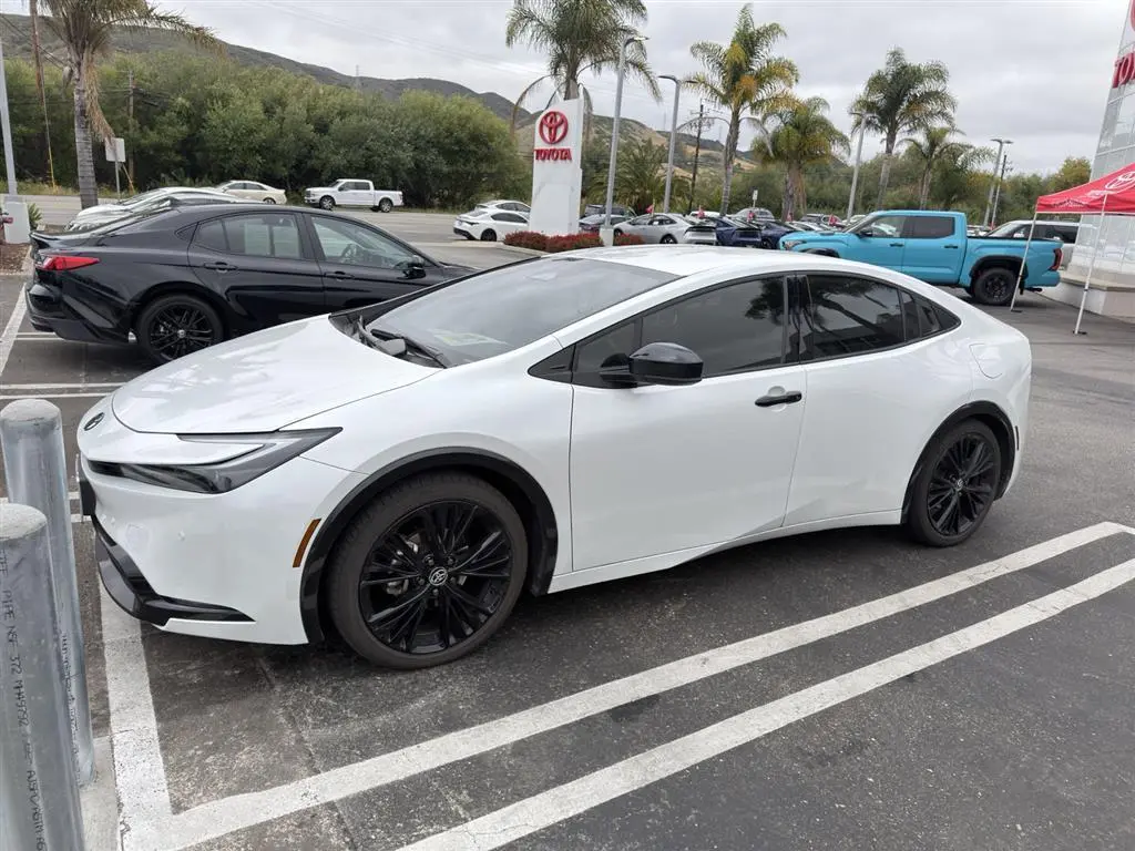 2025 Toyota Prius