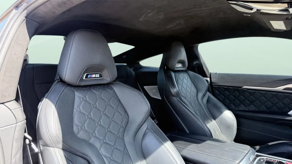 2020 BMW M8