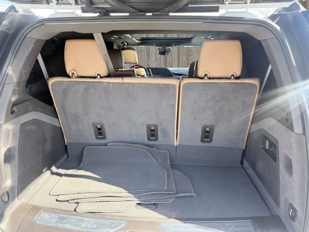 2023 CADILLAC Escalade