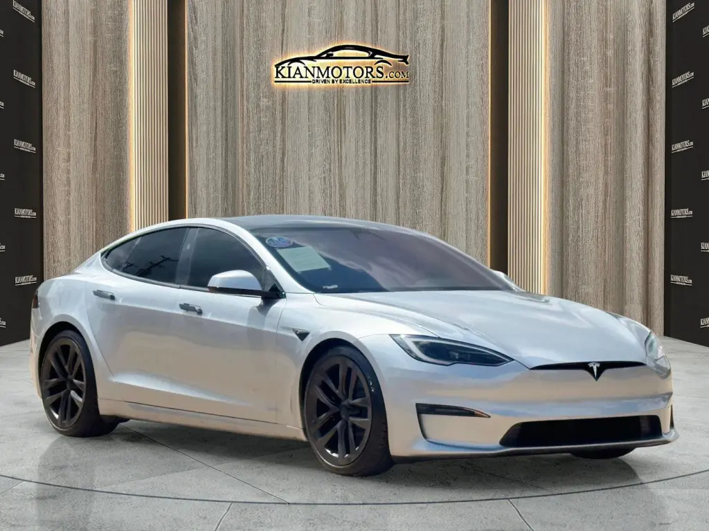 2025 Tesla Model S