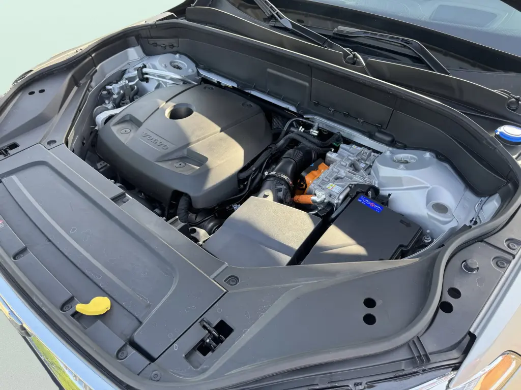 2024 Volvo XC90 plug-in hybrid