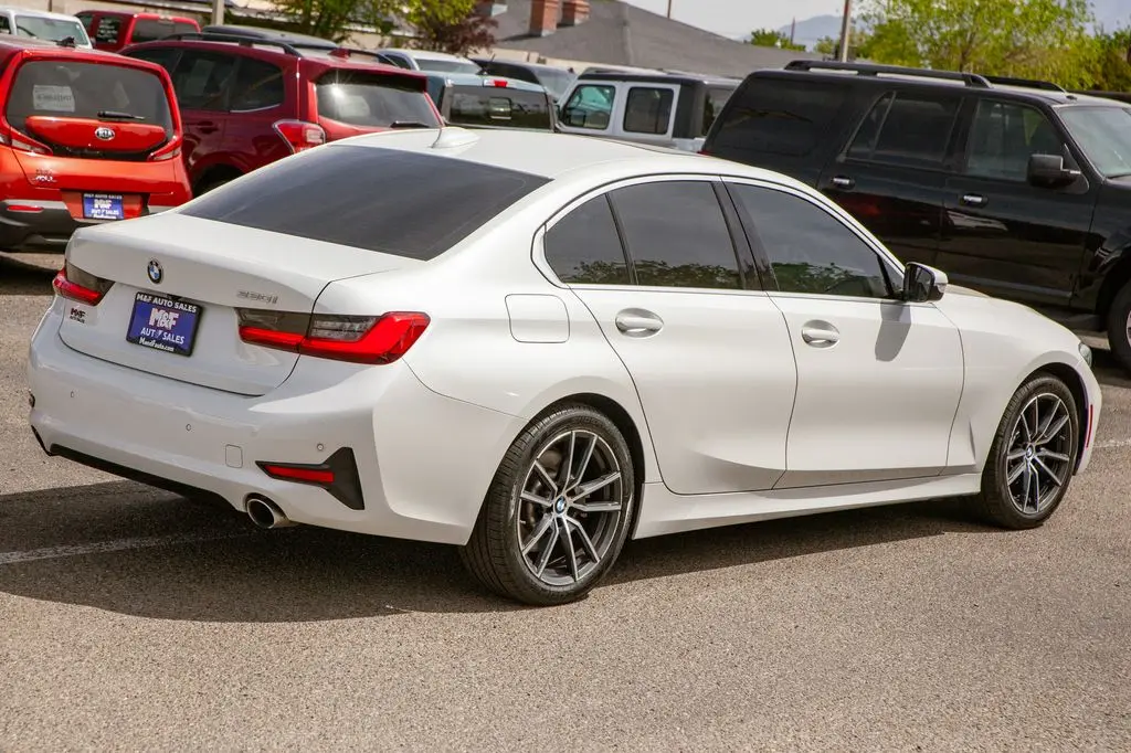 2019 BMW 330i